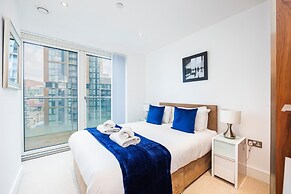 Spacious 3-bed apt Canary Wharf Great View