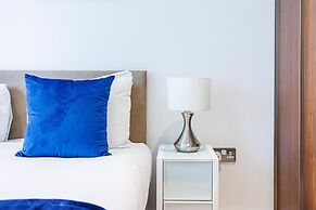 Spacious 3-bed apt Canary Wharf Great View