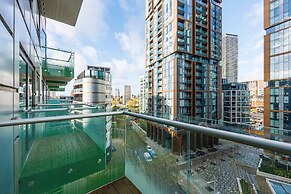 Spacious 3-bed apt Canary Wharf Great View
