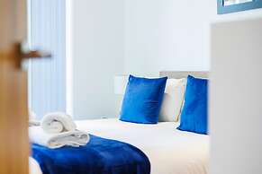 Spacious 3-bed apt Canary Wharf Great View