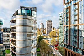 Spacious 3-bed apt Canary Wharf Great View