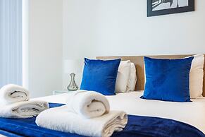 Spacious 3-bed apt Canary Wharf Great View