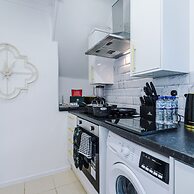 New 2 Bed House Merseyside Sleeps 5