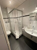 Carlton-Europe Vintage Adults Hotel