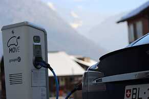 Carlton-Europe Vintage Adults Hotel