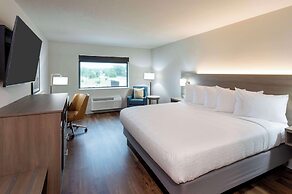 GrandStay Hotel & Suites