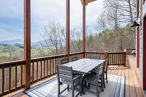 Silver Spoon by Avantstay Hot Tub, Views, Billiards Group Retreat