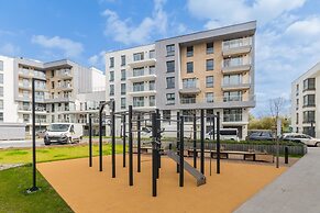 Golden Azzure by Grand Apartments