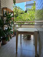 Hostel for One: quarto e banheiro privativos