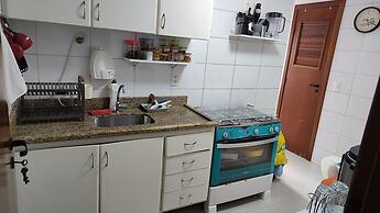 Hostel for One: quarto e banheiro privativos