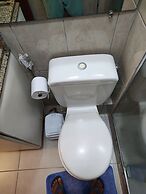 Hostel for One: quarto e banheiro privativos