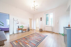 Bright Apartment A Few Steps From Via Garibaldi