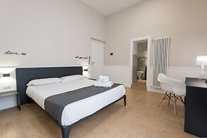 Five Boutique Rooms