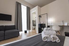 Five Boutique Rooms
