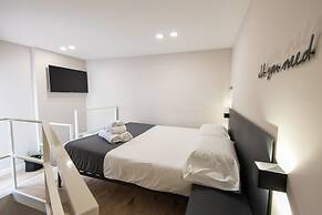 Five Boutique Rooms