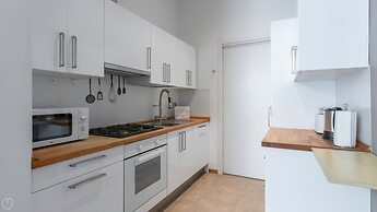 Italianway - The B Village Superior