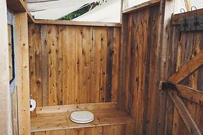 Fronterra Nordic Wellness Farm & Camp