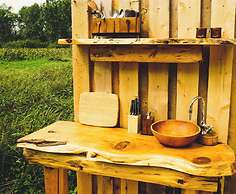 Fronterra Nordic Wellness Farm & Camp