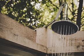 Fronterra Nordic Wellness Farm & Camp