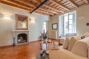 Pantero Apartment in Como