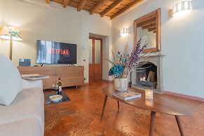 Pantero Apartment in Como