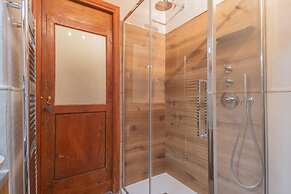 Pantero Apartment in Como