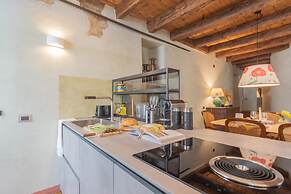 Pantero Apartment in Como