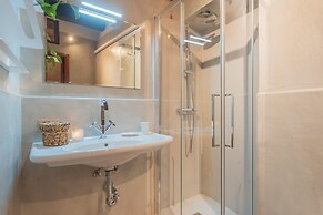 Pantero Apartment in Como