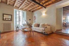 Pantero Apartment in Como