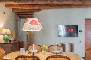 Pantero Apartment in Como