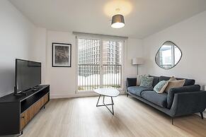 City Flat in Vibrant Location