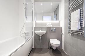 Superb Flat With Community Vibe