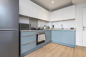 Deluxe Leeds Flat With Views