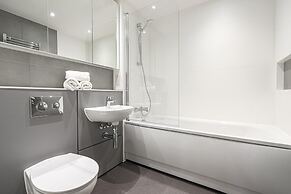 Deluxe Leeds Flat With Views