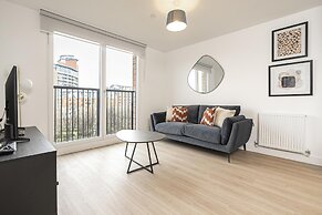 Deluxe Leeds Flat With Views