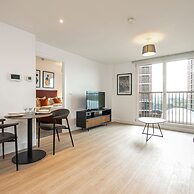 Deluxe Waterside Flat in Leeds