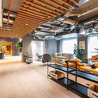 Deluxe Waterside Flat in Leeds