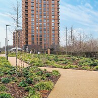 Deluxe Waterside Flat in Leeds