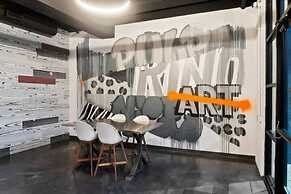 Graffiti & Skyline | RiNo Art Lofts