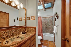 El Ranchito on 5.78 Acres