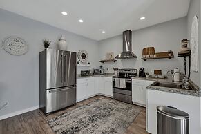 The Elizabeth Cottage