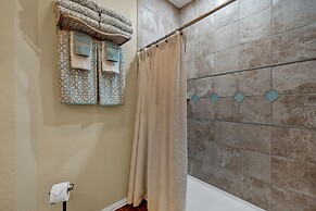 The Elizabeth Haus Lower