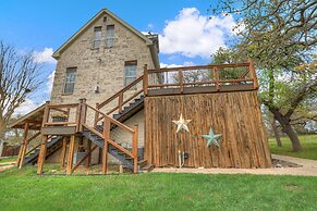 The Elizabeth Haus Upper Suite