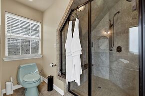 The Elizabeth Haus Upper Suite