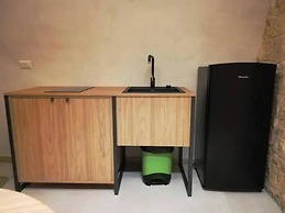 Locus Pendinelli Trani 53-the Philosophy of a B&b, the Details of a Ho