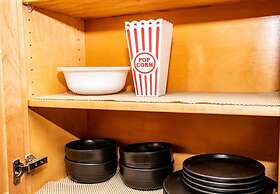 1BR Mobile Condo with Community Pool