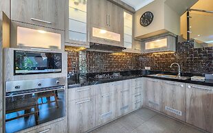 Ocean Golf Rubi Villa by Nagisa Bali