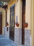 La Gorgone city center apartments