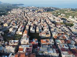 La Gorgone city center apartments