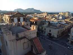 La Gorgone city center apartments